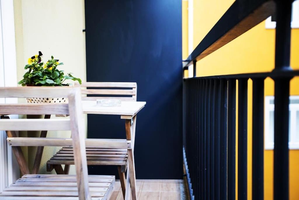 Sweet Porto Downtown Loft With Balcony Apartment Exterior photo
