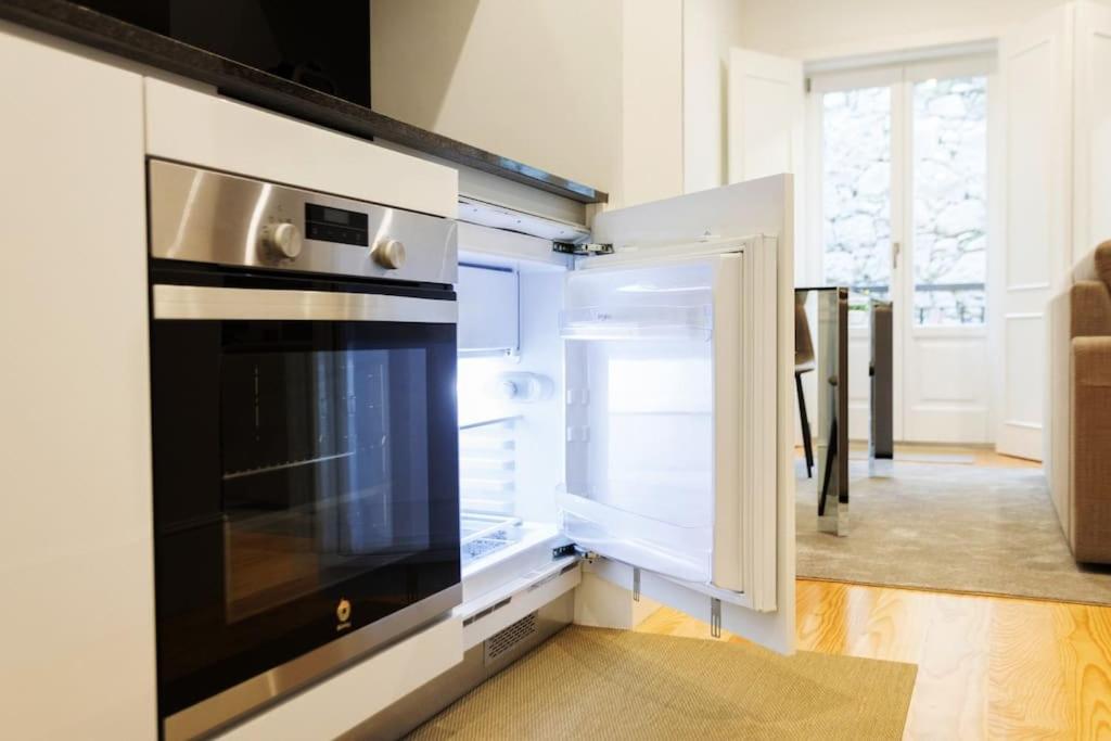 Sweet Porto Downtown Loft With Balcony Apartment Exterior photo